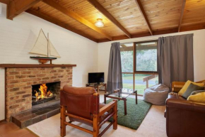 Seaside Retreat in Rye, Cozy 3-BR Home, Rye